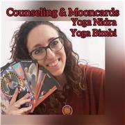 Offro attività di Yoga Sitter, una baby sitter di qualitá, mamma e insegnante Yoga, Yoga per  bambini metodo Balyayoga. Sono inoltre Naturopata ad indirizzo energetico